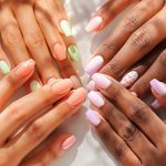 Uñas verano 2024 cortas: las tendencias que dominarán la temporada